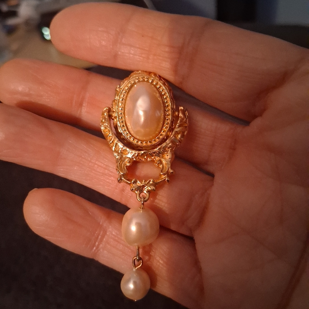 Brooch - Picture 4 of 4